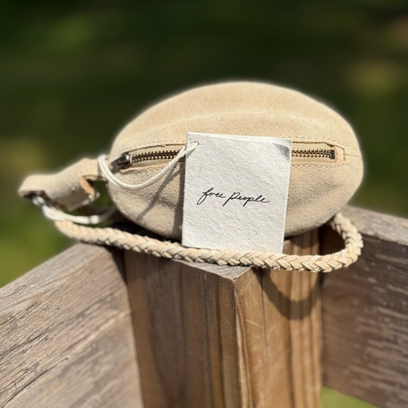 Free People Kingsley Suede Wristlet NWT - Picture 1 of 7